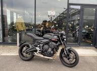 TRIUMPH TRIDENT 660