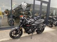 TRIUMPH TRIDENT 660
