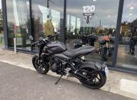TRIUMPH TRIDENT 660