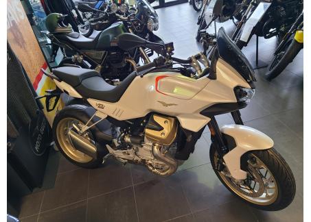 MOTO GUZZI V100  MANDELLO