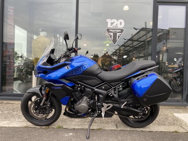 TRIUMPH TIGER 800