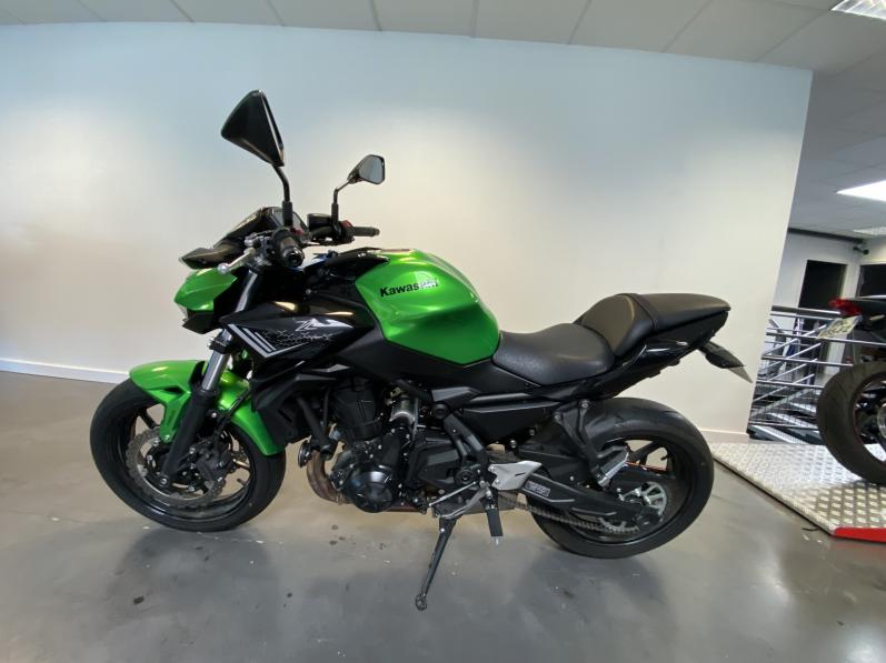 KAWASAKI Z650 