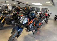KTM 890 DUKE R