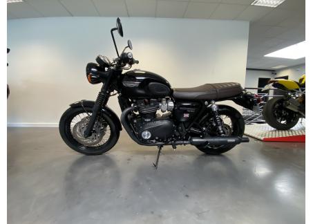 TRIUMPH Bonneville T120 Black